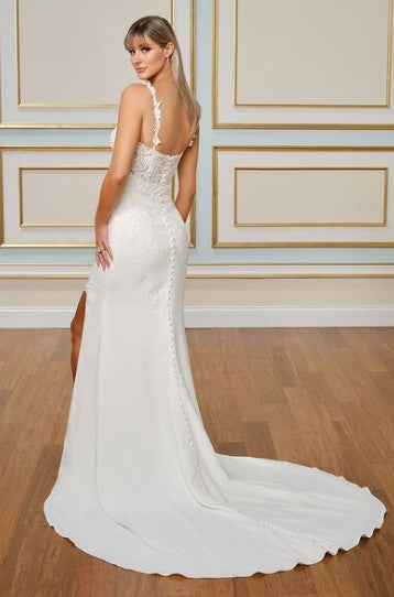 Magnolia White U2020 sample sale wedding dress with floral appliqués and leg slit back view