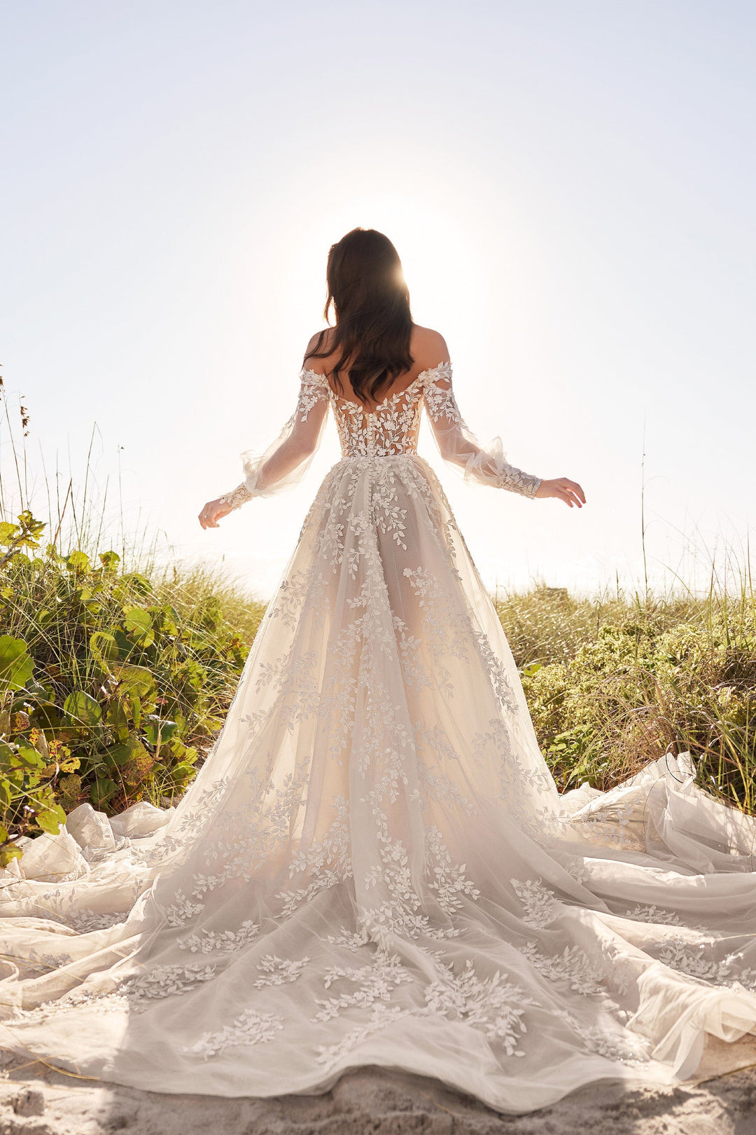 Martin Thornburg MT3203 Fleur sample sale wedding dress aline with long sleeves back view