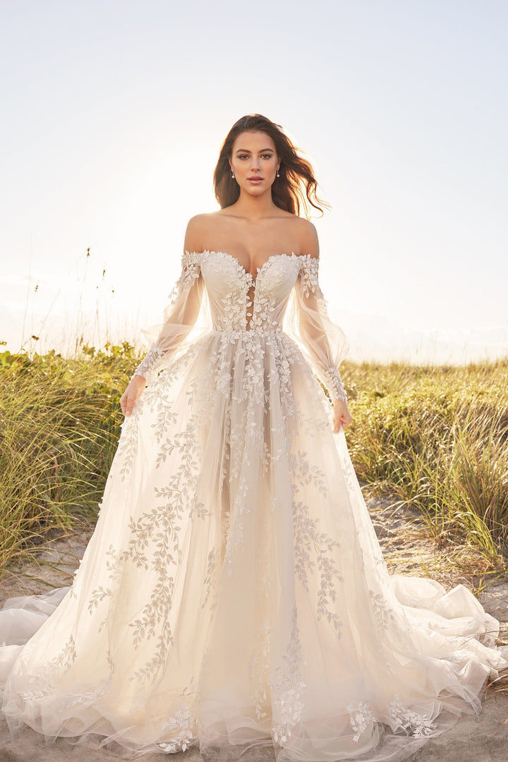 Martin Thornburg MT3203 Fleur sample sale wedding dress aline with long sleeves  front view