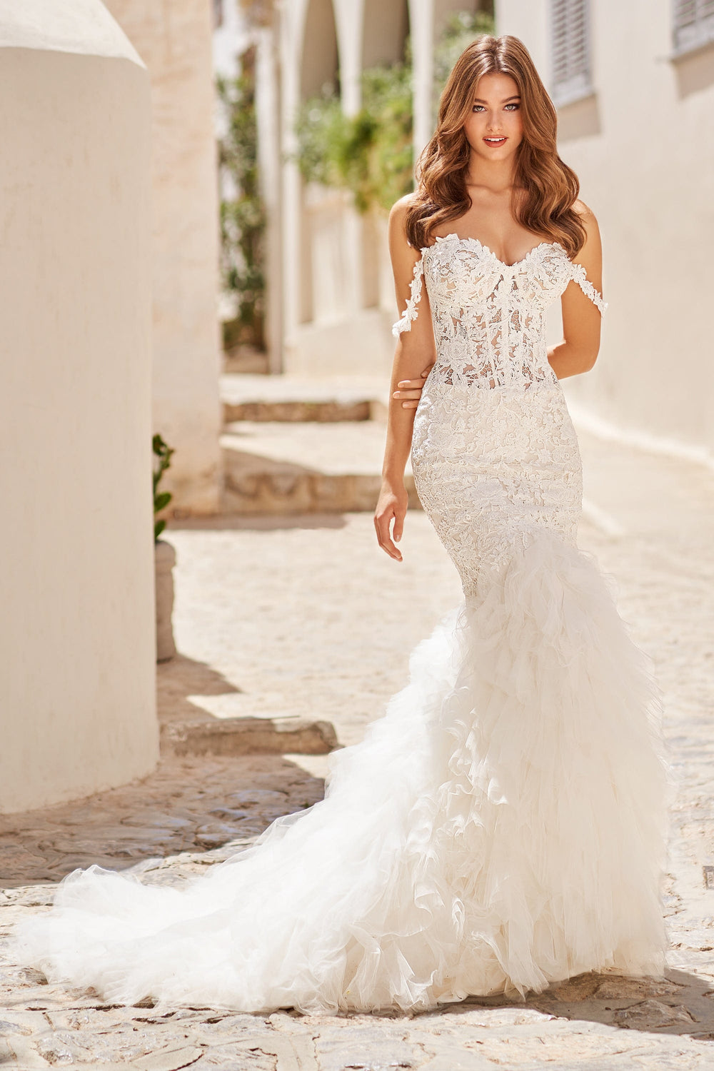 Martin Thornburg Wedding Dress 0 / Diamond White Martin Thornburg: MT1430 - Cali