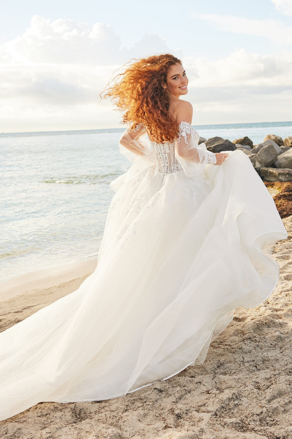 Martin Thornburg Wedding Dress Martin Thornburg: MT3207 - Cameo
