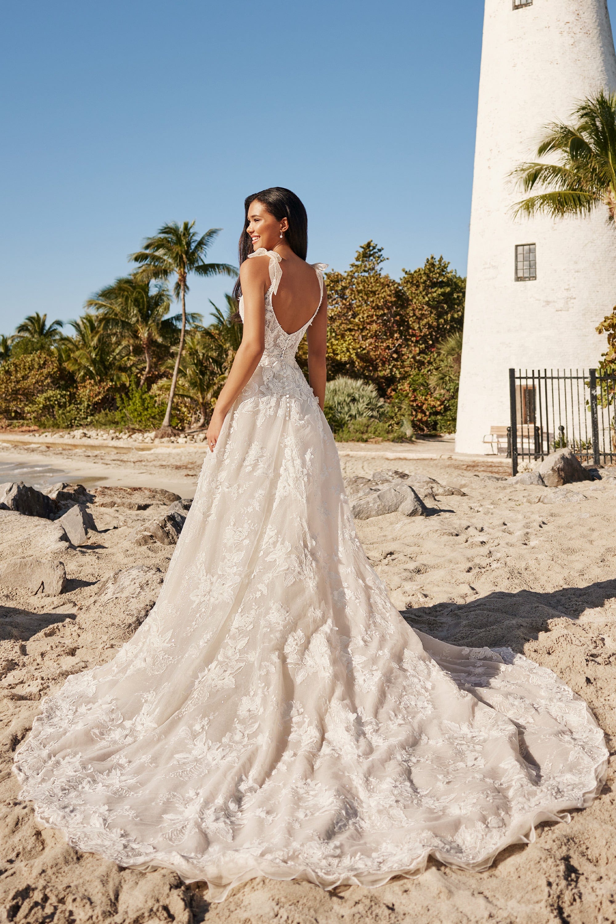 Martin Thornburg: MT3209 - Hensley – Camellia Wedding Gown