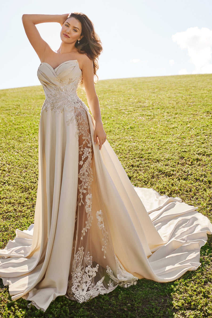 Martin Thornburg Wedding Dress 0 / Alabaster Martin Thornburg: MT3212 - Finola