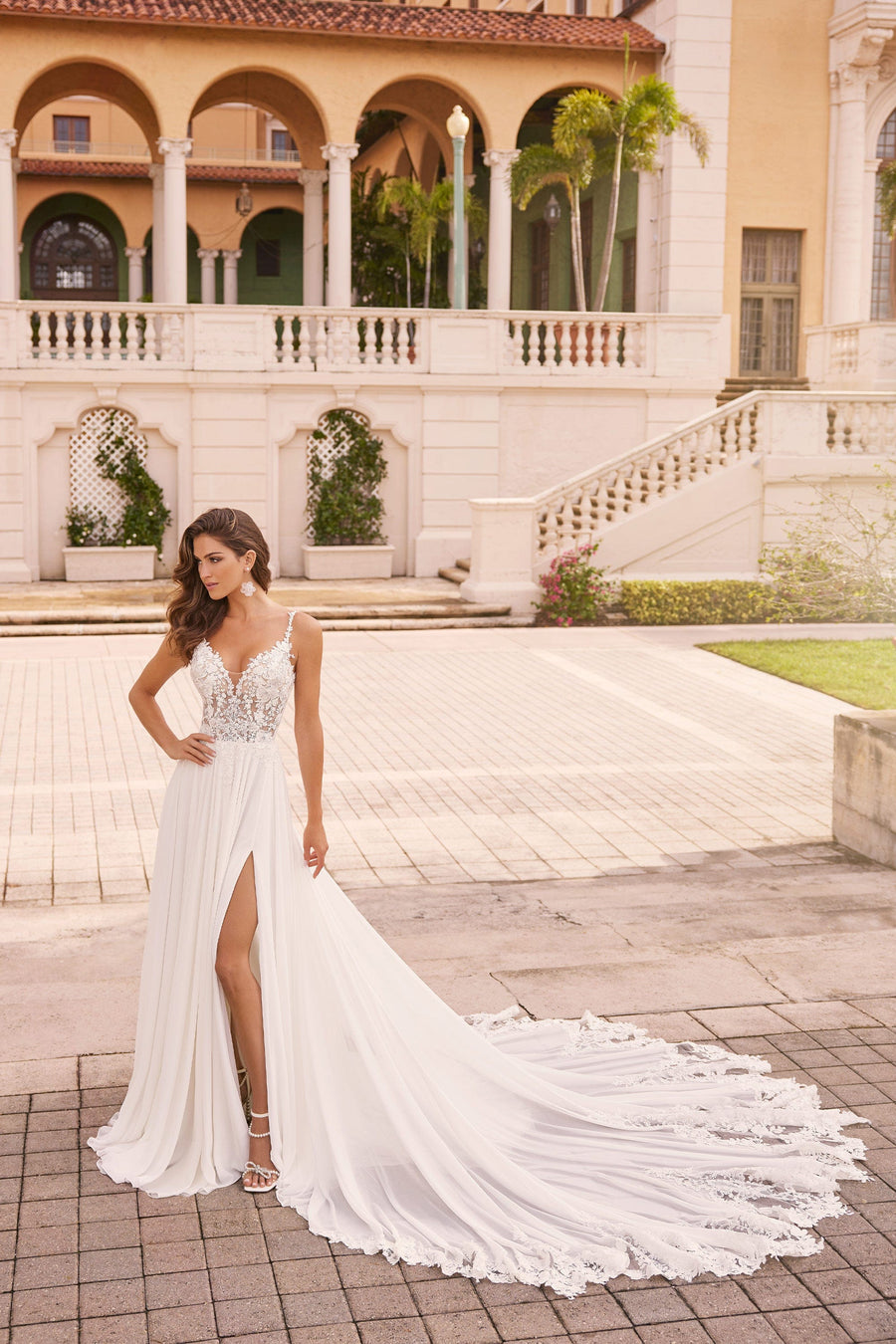 Martin Thornburg Wedding Dress Martin Thornburg: MT3233 - Dawson