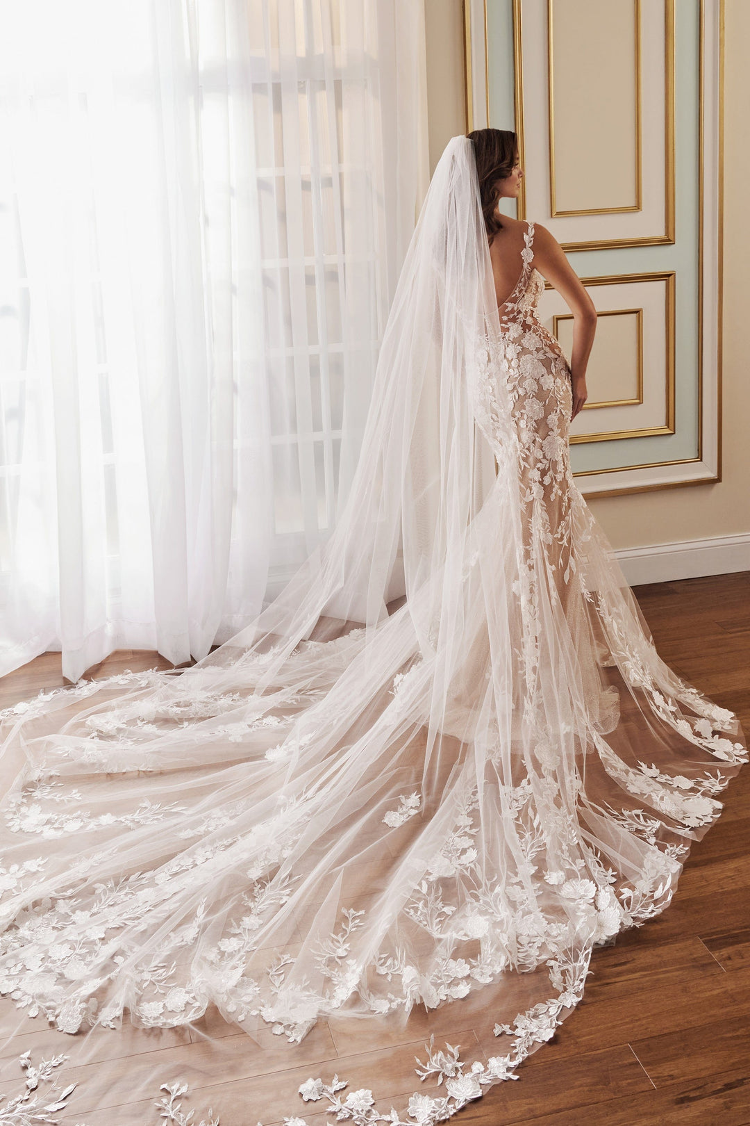 Martin Thornburg Wedding Dress Martin Thornburg: MT5108 - Barrett