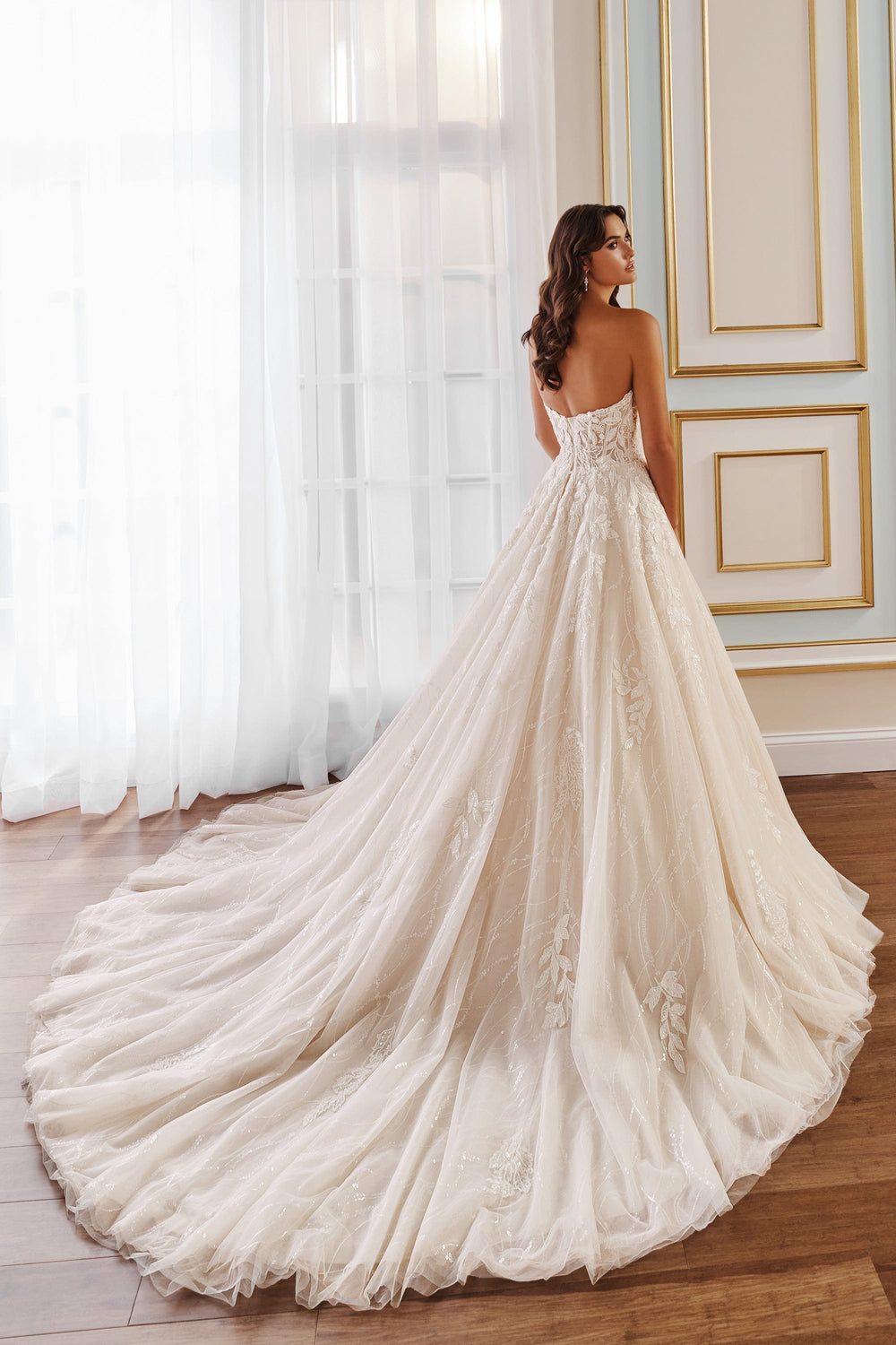 Martin Thornburg Wedding Dress Martin Thornburg: MT5110 -  Aamira