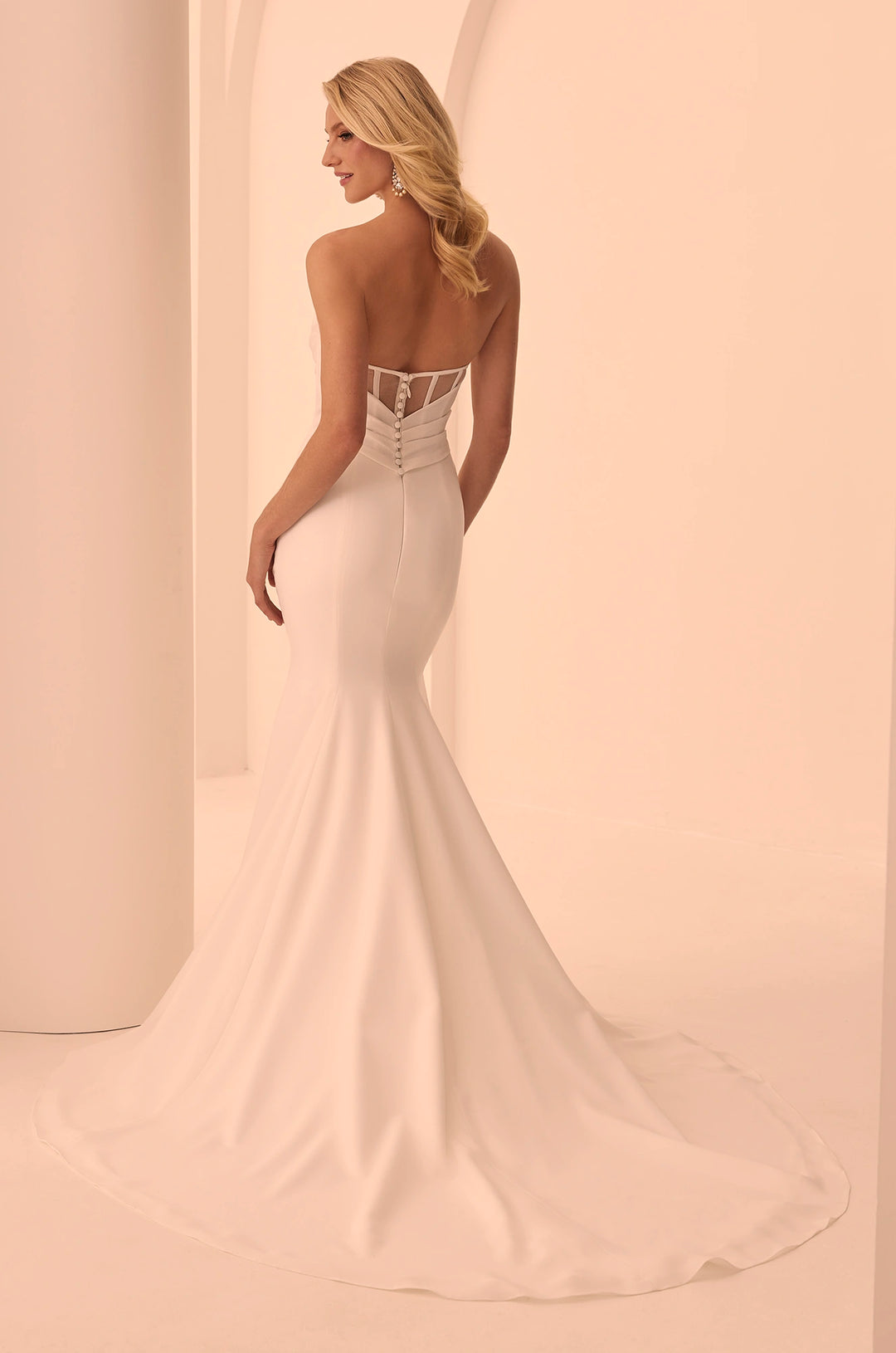 Mikaella: M2506