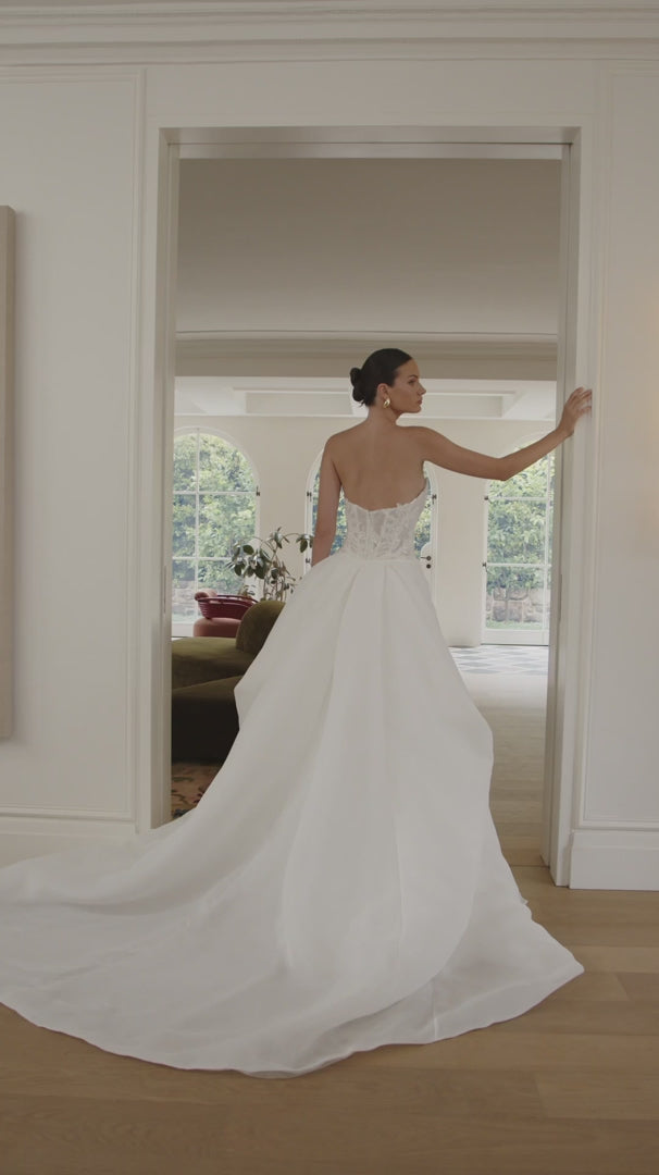 La Premiere: Clarimond