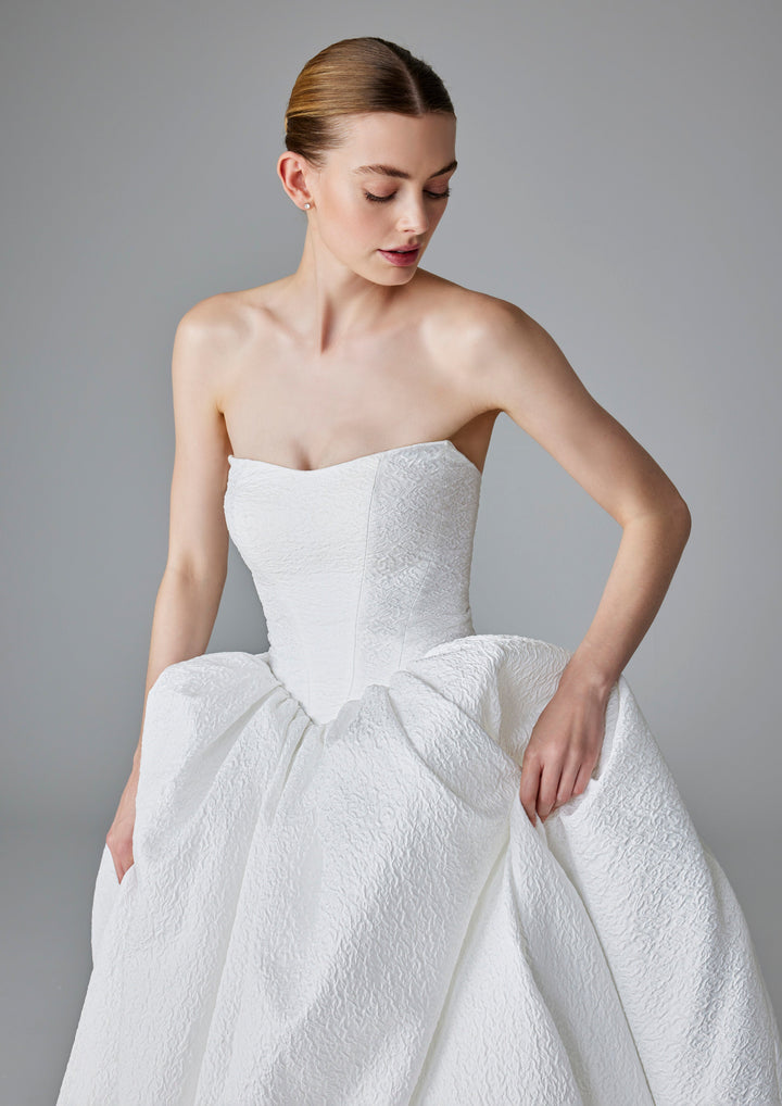 Pronovias: Alby