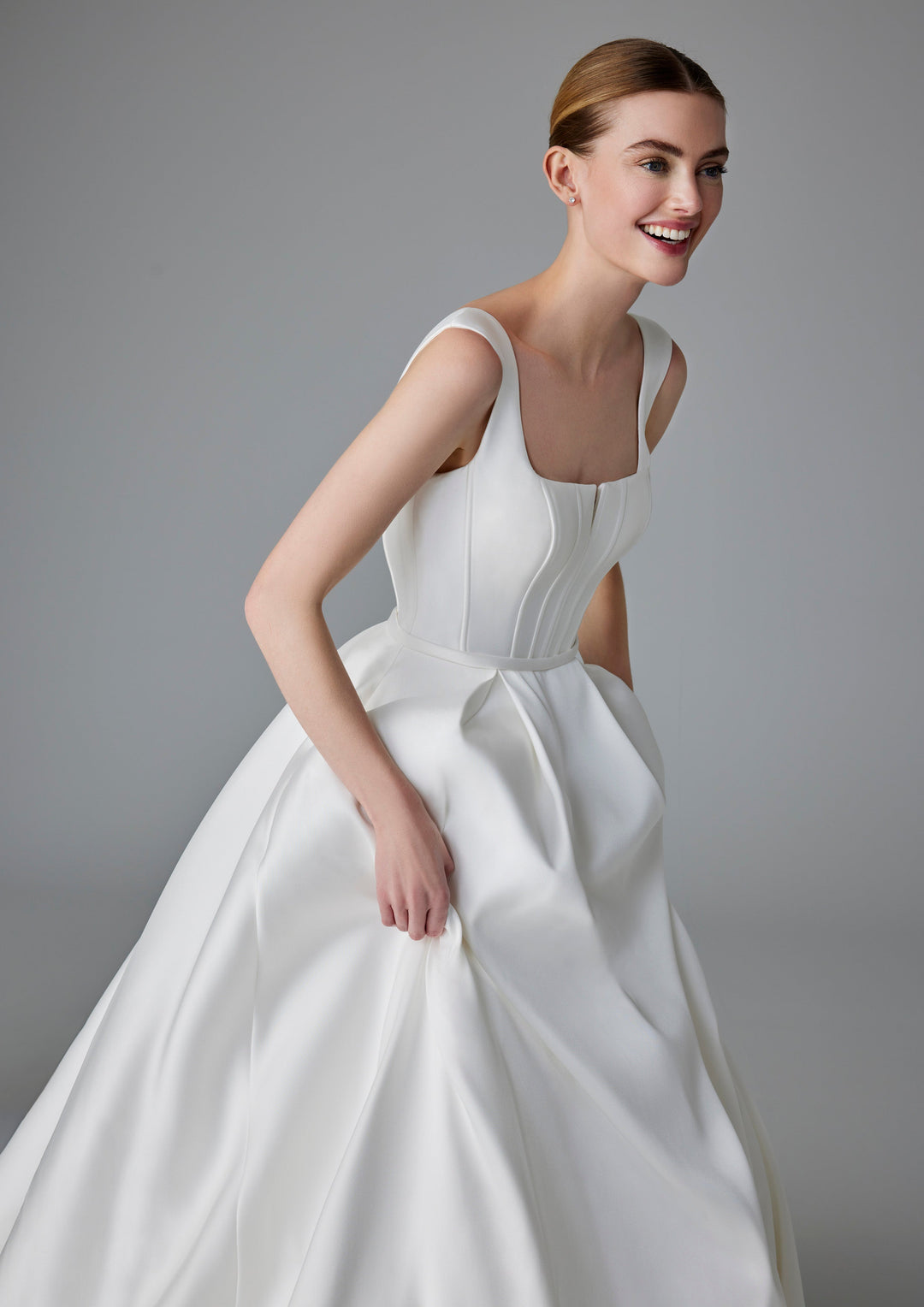 Pronovias Alphosine sample sale aline wedding dress with straps side view