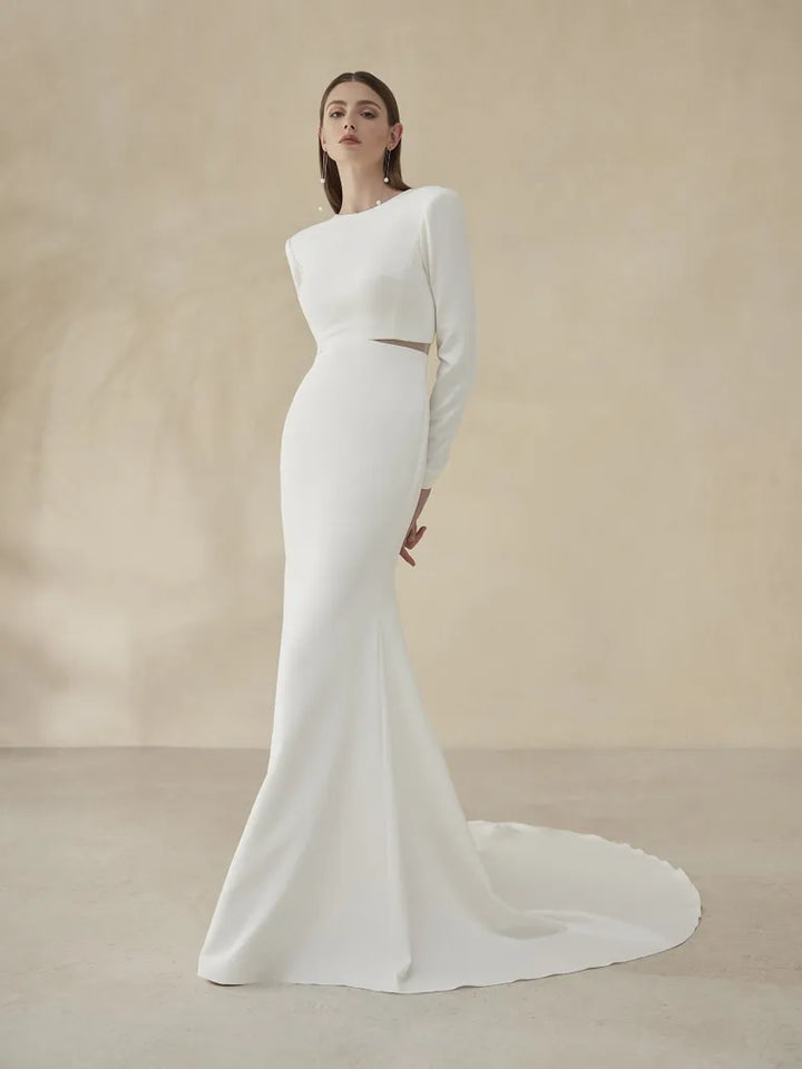 Pronovias Fawn long-sleeves fitted wedding dress crepe fabric side view