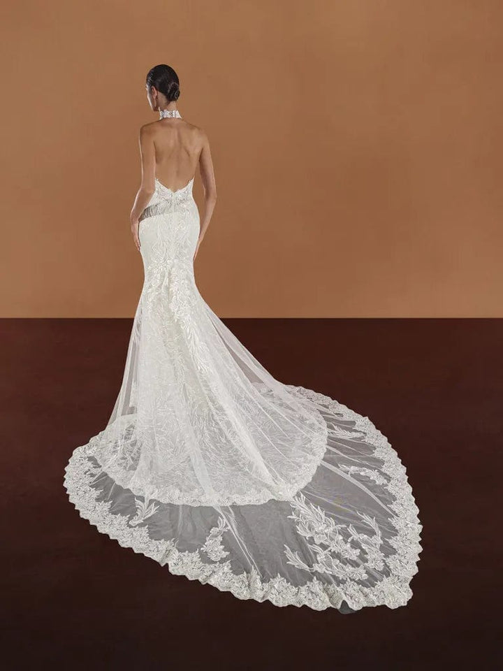 Pronovias Privee Wedding Dress Pronovias Privee: Nisha