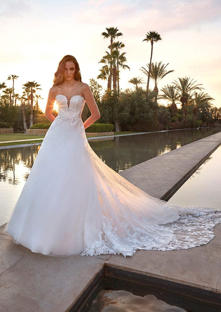 Pronovias Rinnes strapless wedding dress floral lace cathedral train front view