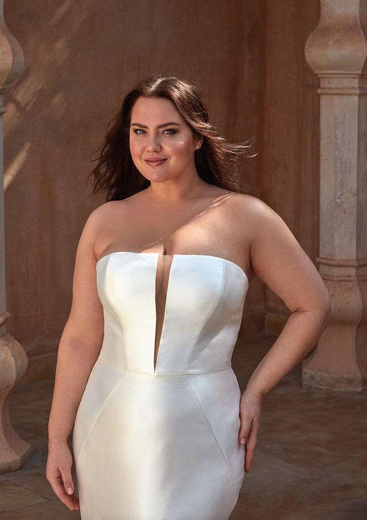 Pronovias Tasman sample sale strapless mermaid wedding dress no beads mikado front view plus size