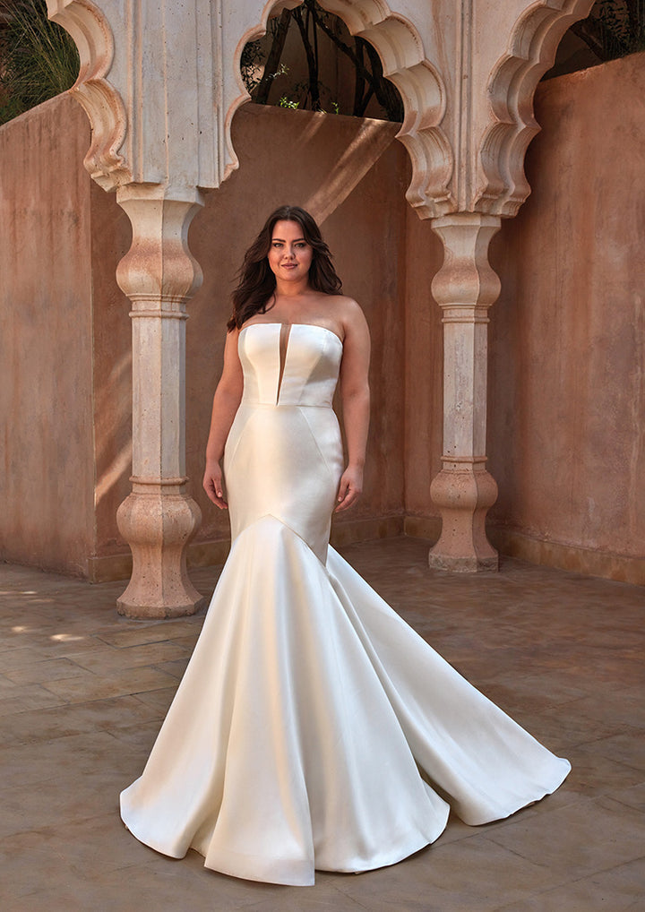 Pronovias Tasman sample sale strapless mermaid wedding dress mikado front view plus size