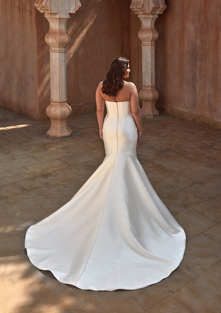 Pronovias Tasman sample sale strapless mermaid wedding dress mikado train view plus size