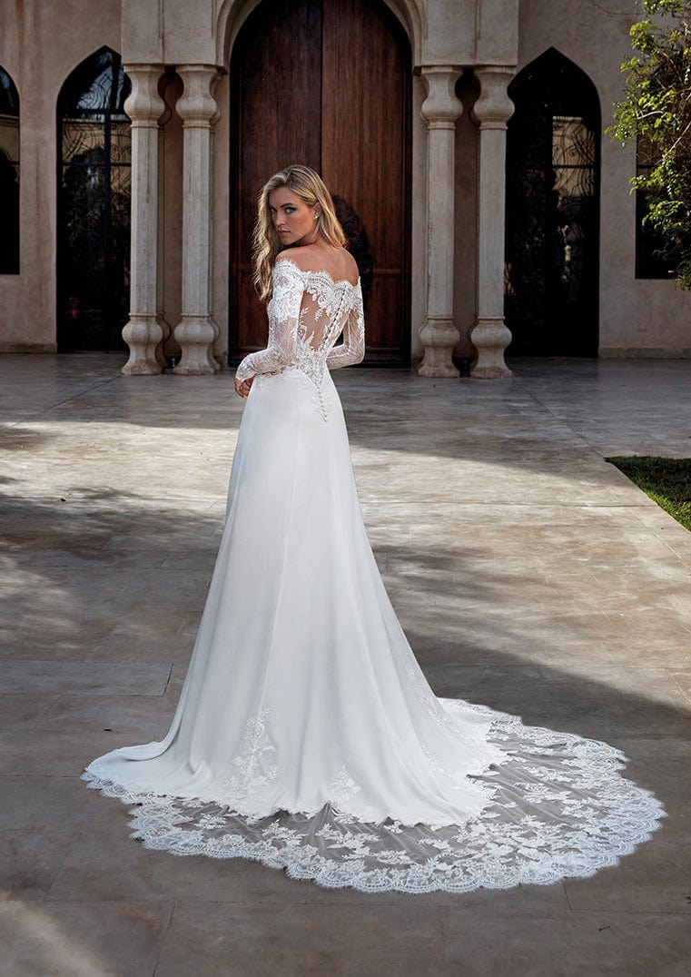 Pronovias Wedding Dress Pronovias: Brigitta