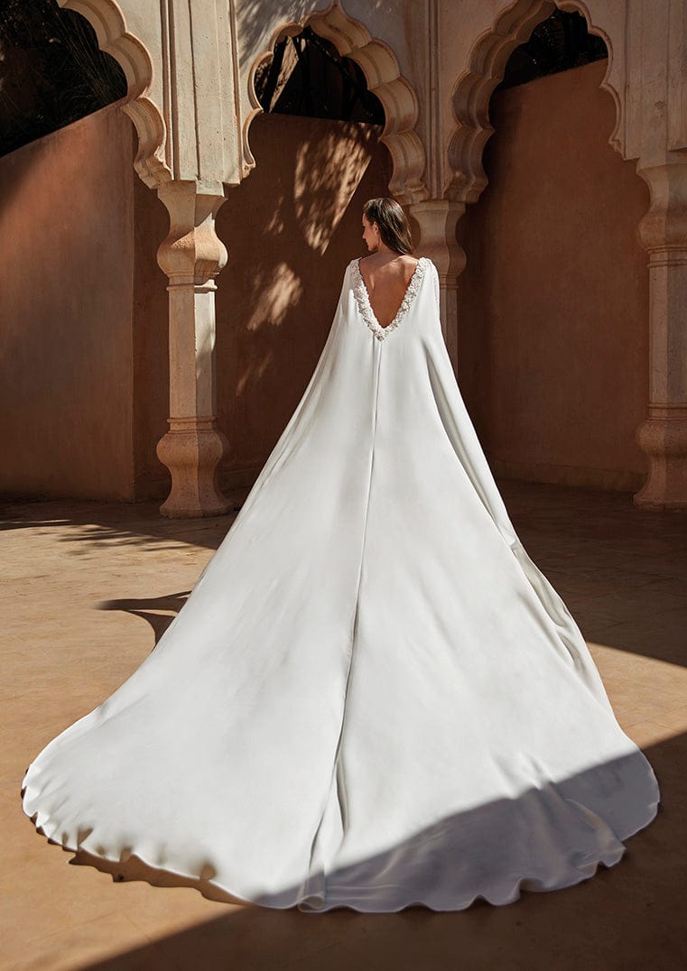 Pronovias Wedding Dress Pronovias: Kea