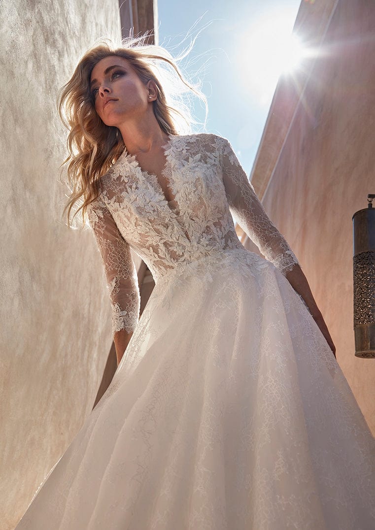 Pronovias Wedding Dress Pronovias: Zemlya