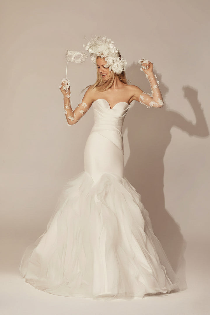 Vera Wang: Waves – Camellia Wedding Gown | Bridal Store