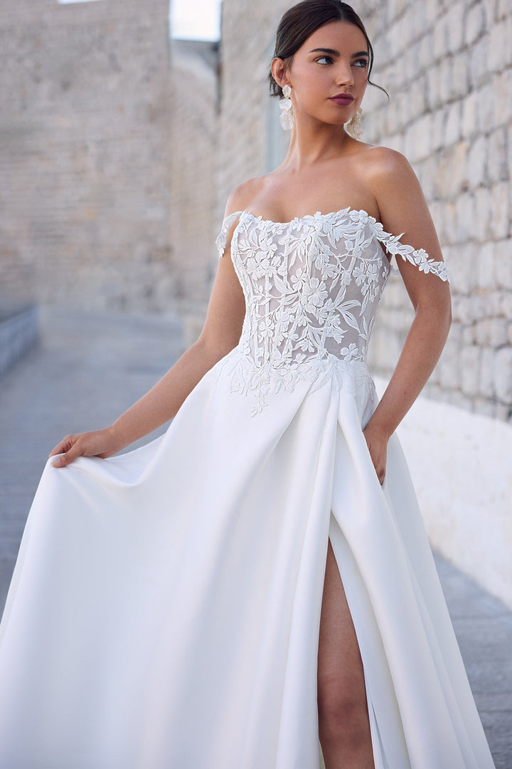 Sophia Tolli Wedding Dress Sophia Tolli: Y3184 - Joey