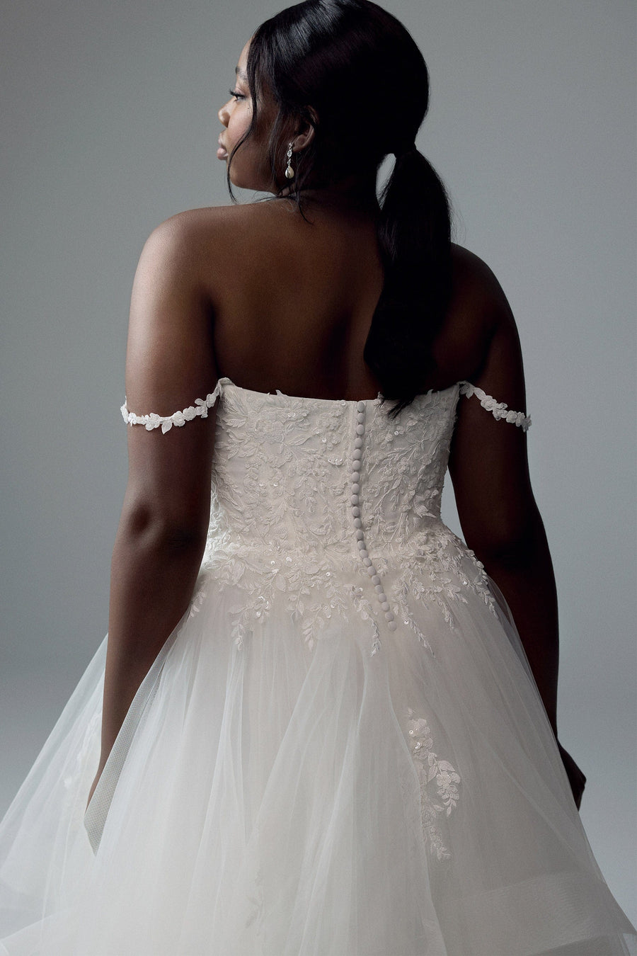 Sophia Tolli Wedding Dress 0 / Ivory Sophia Tolli: Y3186SB - Tia