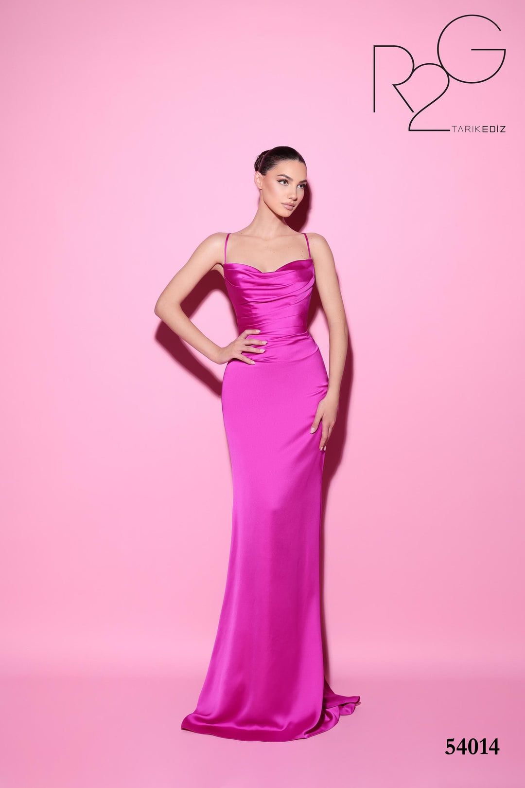 Tarik Ediz Prom 0 / Fuchsia Tarik Ediz (R2G): 54014