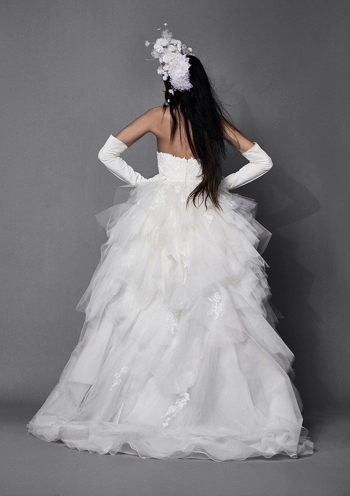 Vera Wang Aisyah sample sale wedding dress 