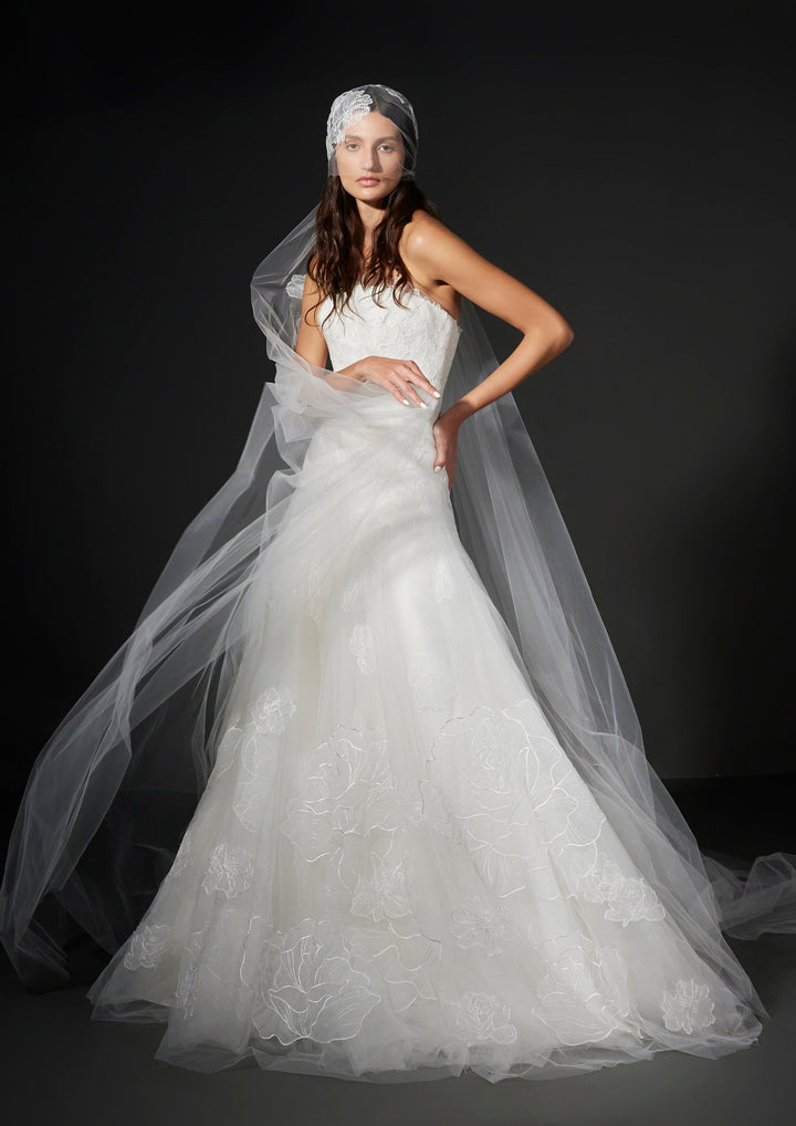 Vera Wang Wedding Dress 0 / Off White Vera Wang: Albine