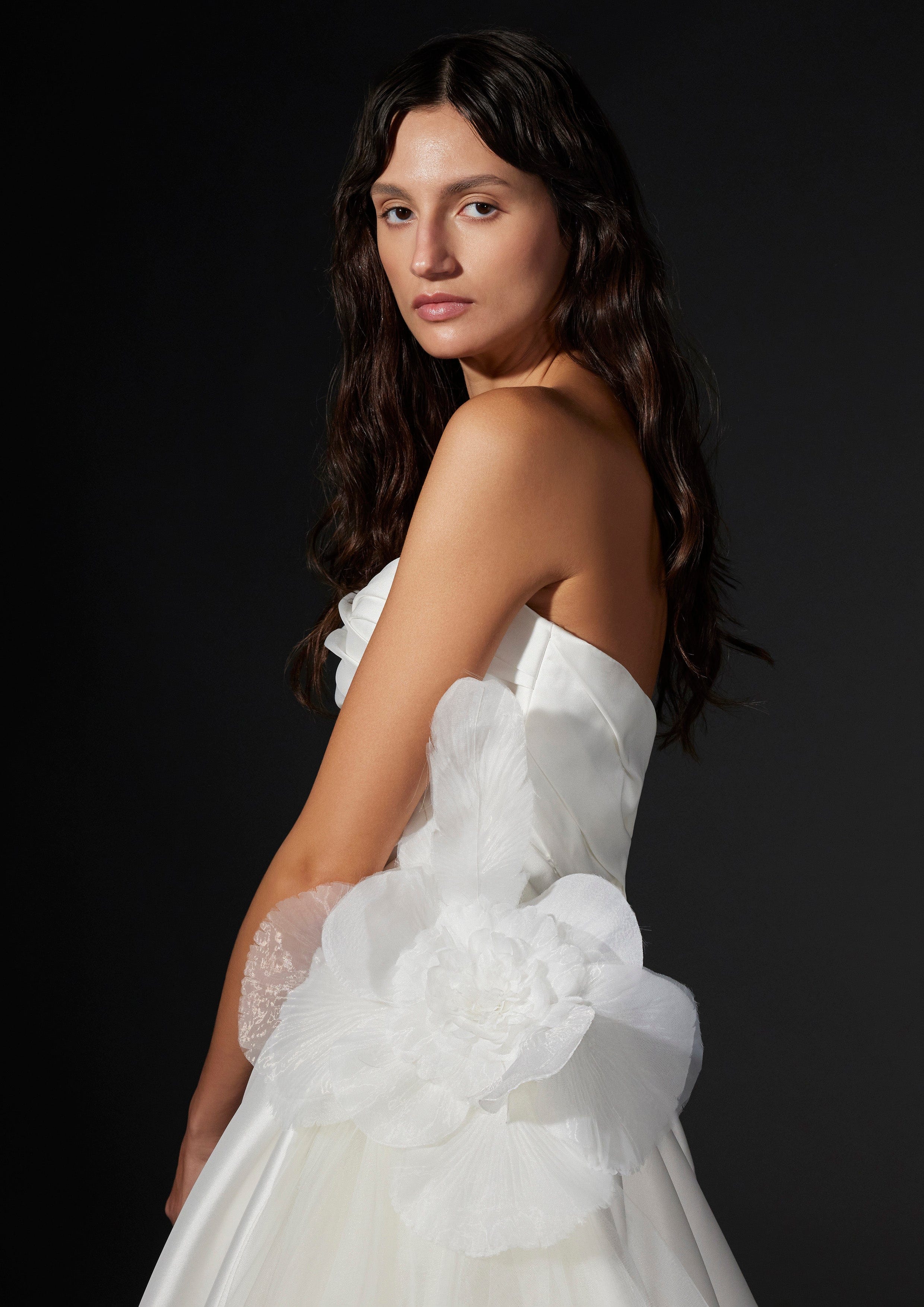 Vera Wang: Alixe – Camellia Wedding Gown | Bridal Store | Wedding