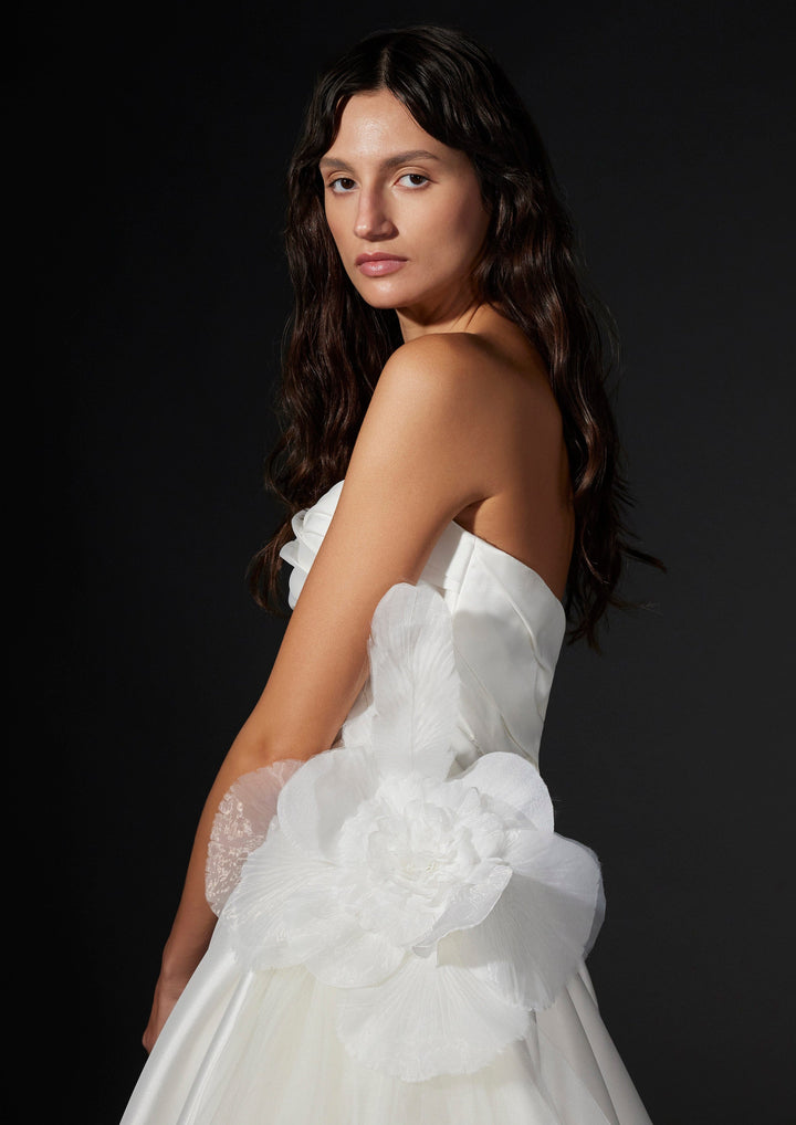 Vera Wang Wedding Dress Vera Wang: Alixe