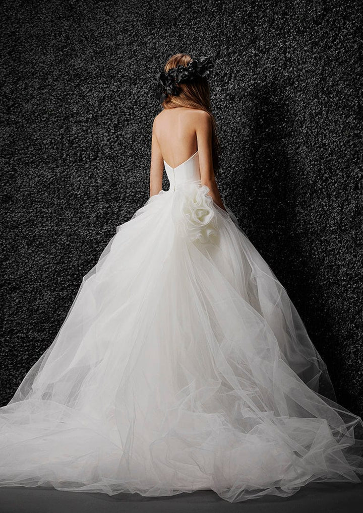 Vera Wang Wedding Dress Vera Wang: Alizee