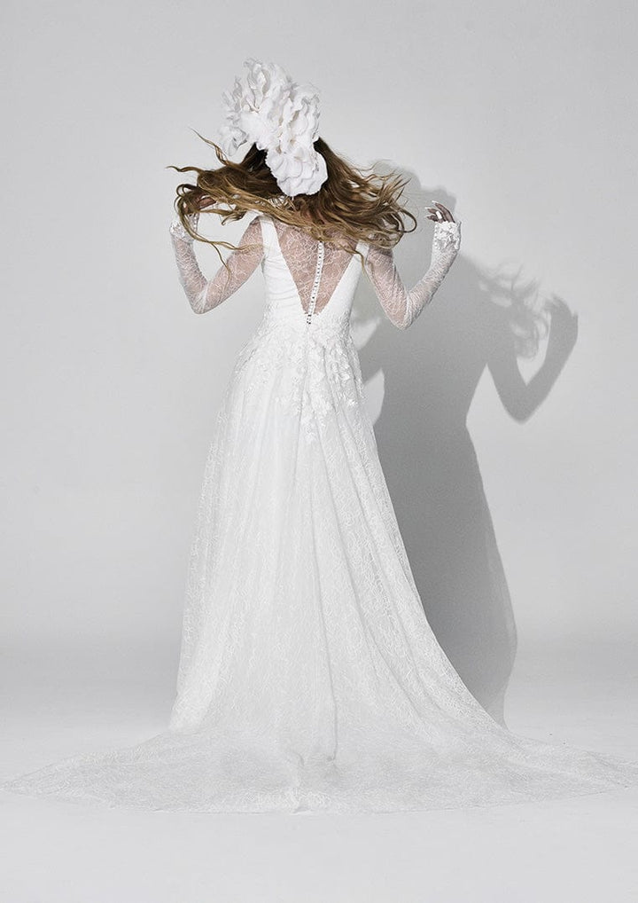 long sleeve wedding dresses vera wang Vera Wang: Henar