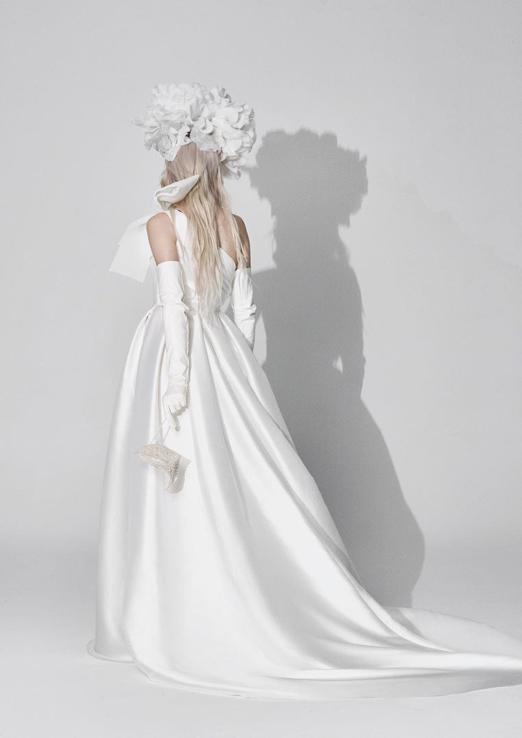 Vera Wang: Pelagia – Camellia Wedding Gown | Bridal Store
