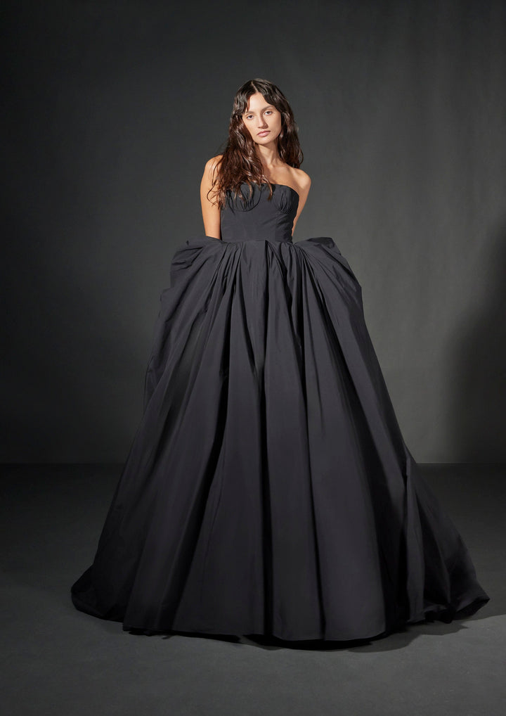 Vera Wang: Amiel Camellia Wedding Gown | Bridal Store | Wedding Dresses in Toronto Vera Wang: Amiel Camellia Wedding Gown | Bridal Store | Wedding Dresses in Toronto