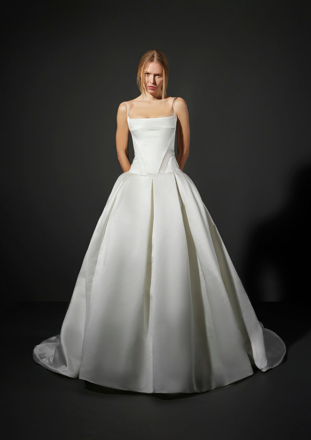 Vera Wang Wedding Dress Vera Wang: Vera Wang: Axelle