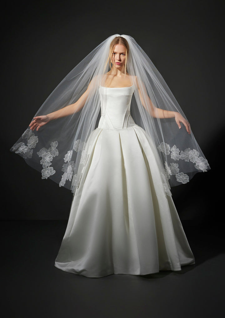 Vera Wang Wedding Dress 0 / Off White Vera Wang: Vera Wang: Axelle