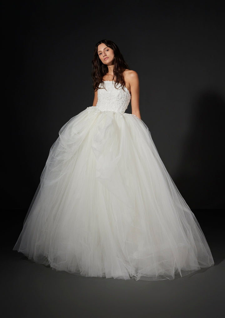 Vera Wang Wedding Dress Vera Wang: Vera Wang: Cyren