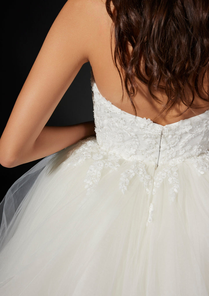 Vera Wang Wedding Dress Vera Wang: Vera Wang: Cyren