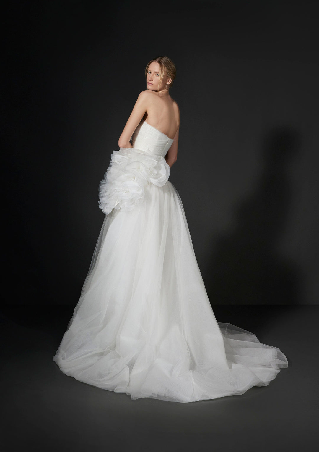 grey wedding dress vera wang Wang Bridal Gown Vera Wang Grey Dress VERA WANG HAUTE WEDDING SPRING SUMMER 2026 SARAH- A