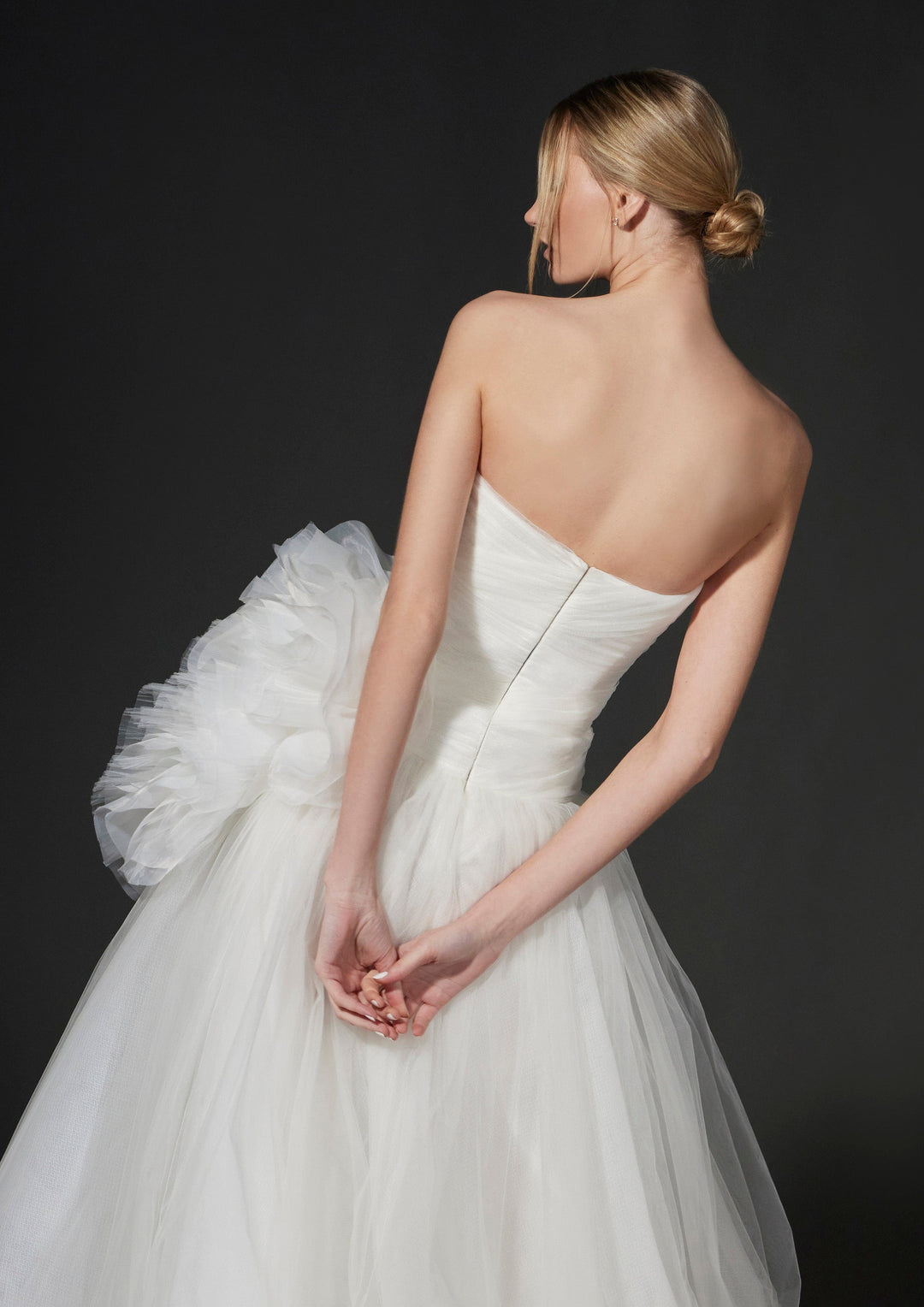 Vera Wang: Elwine Camellia Wedding Gown | Bridal Store | Wedding Dresses in Toronto Vera Wang: Elwine Camellia Wedding Gown | Bridal Store | Wedding Dresses in Toronto
