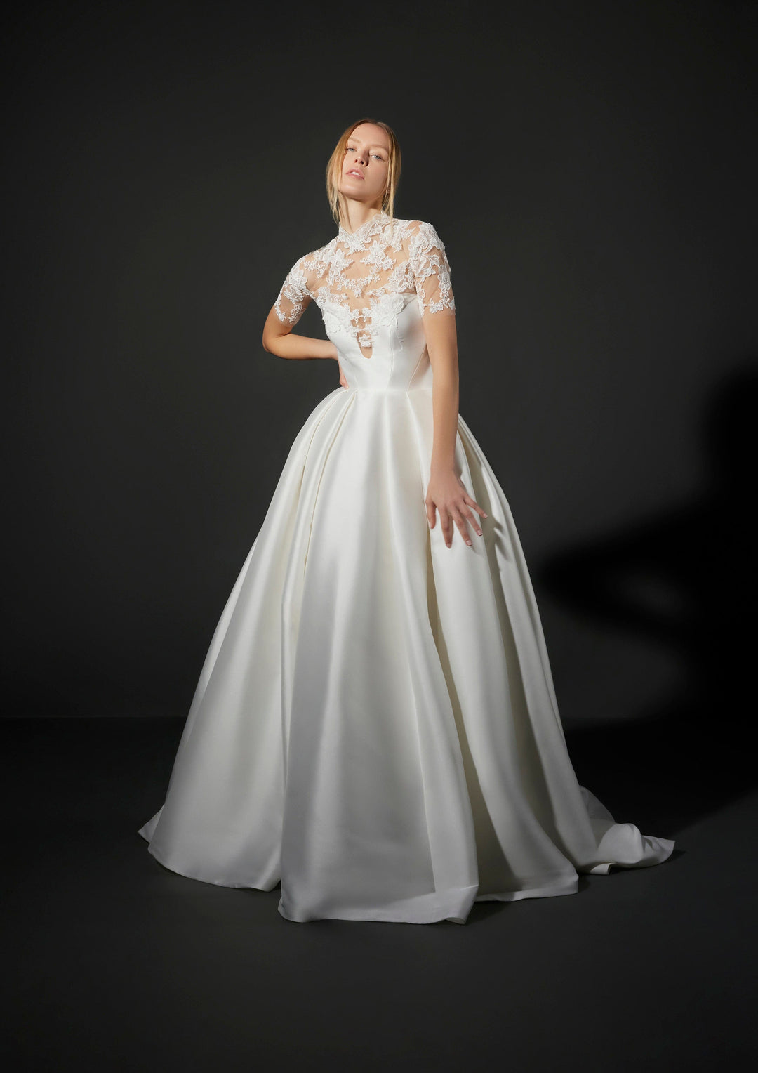 Vera Wang Wedding Dress 0 / Off White Vera Wang: Vera Wang: Evon