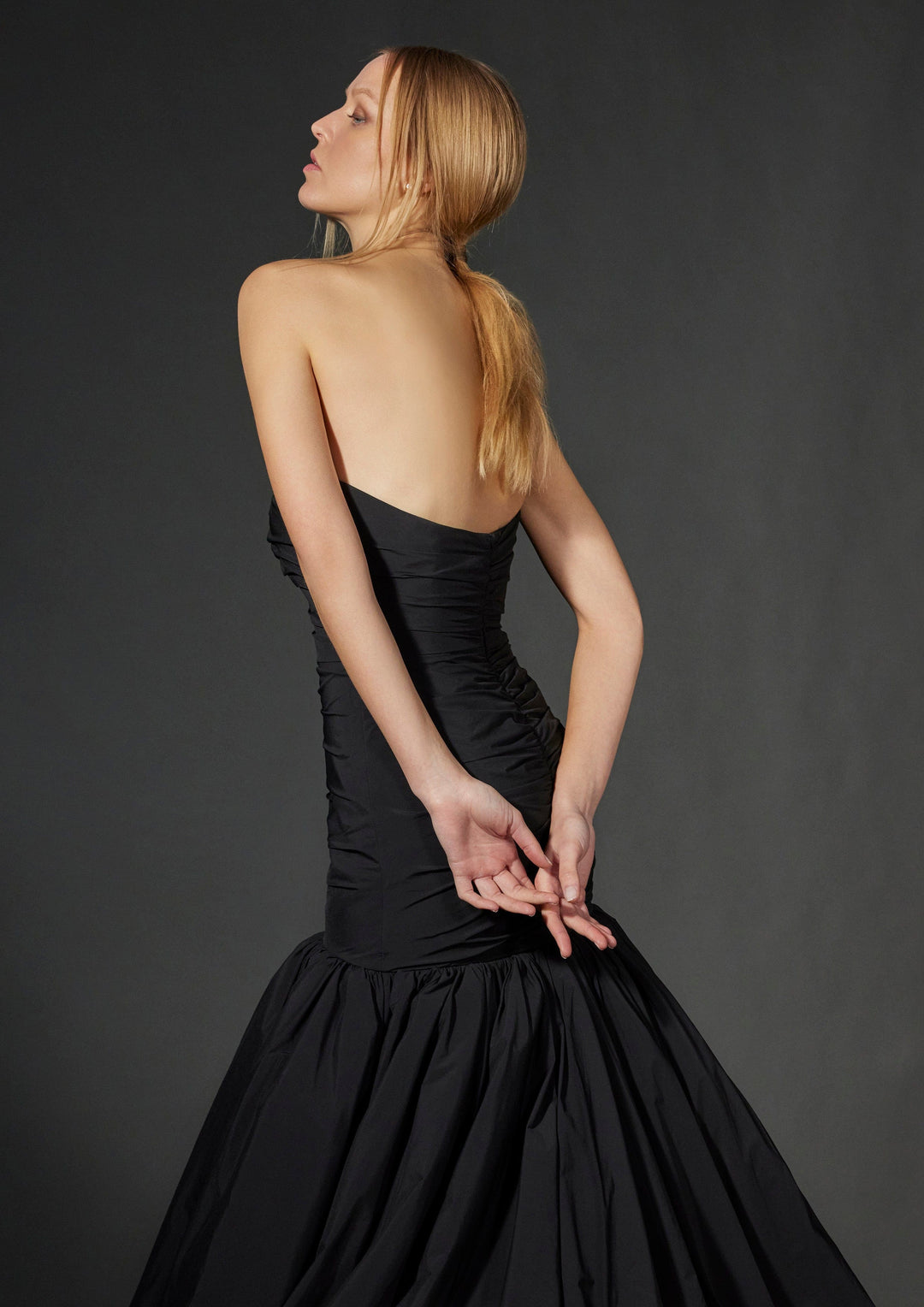 vera wang princess black dress Rocking into the holiday season! XXV Shop Vera Wang Rock Princess @amazon, @walgreens, @jcpenney @amazonuk @superdrug @veryuk Fashion: #VeraWangHAUTE Photographer: @tilljanz Hair: @jondefranc Makeup: @malisamua Nails: @chrmdbysarah Stylist