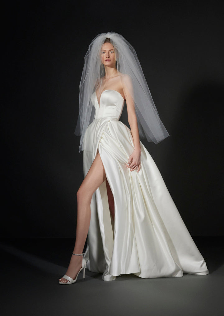 Vera Wang Wedding Dress 0 / Off White Vera Wang: Vera Wang: Matis