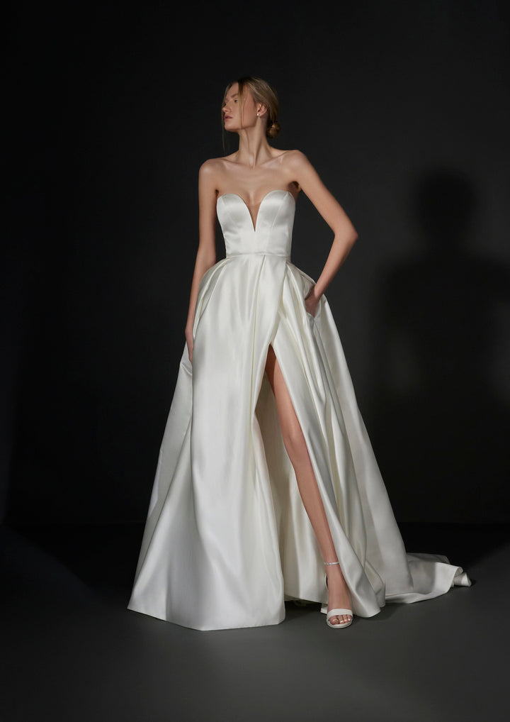 Vera Wang Wedding Dress Vera Wang: Vera Wang: Matis