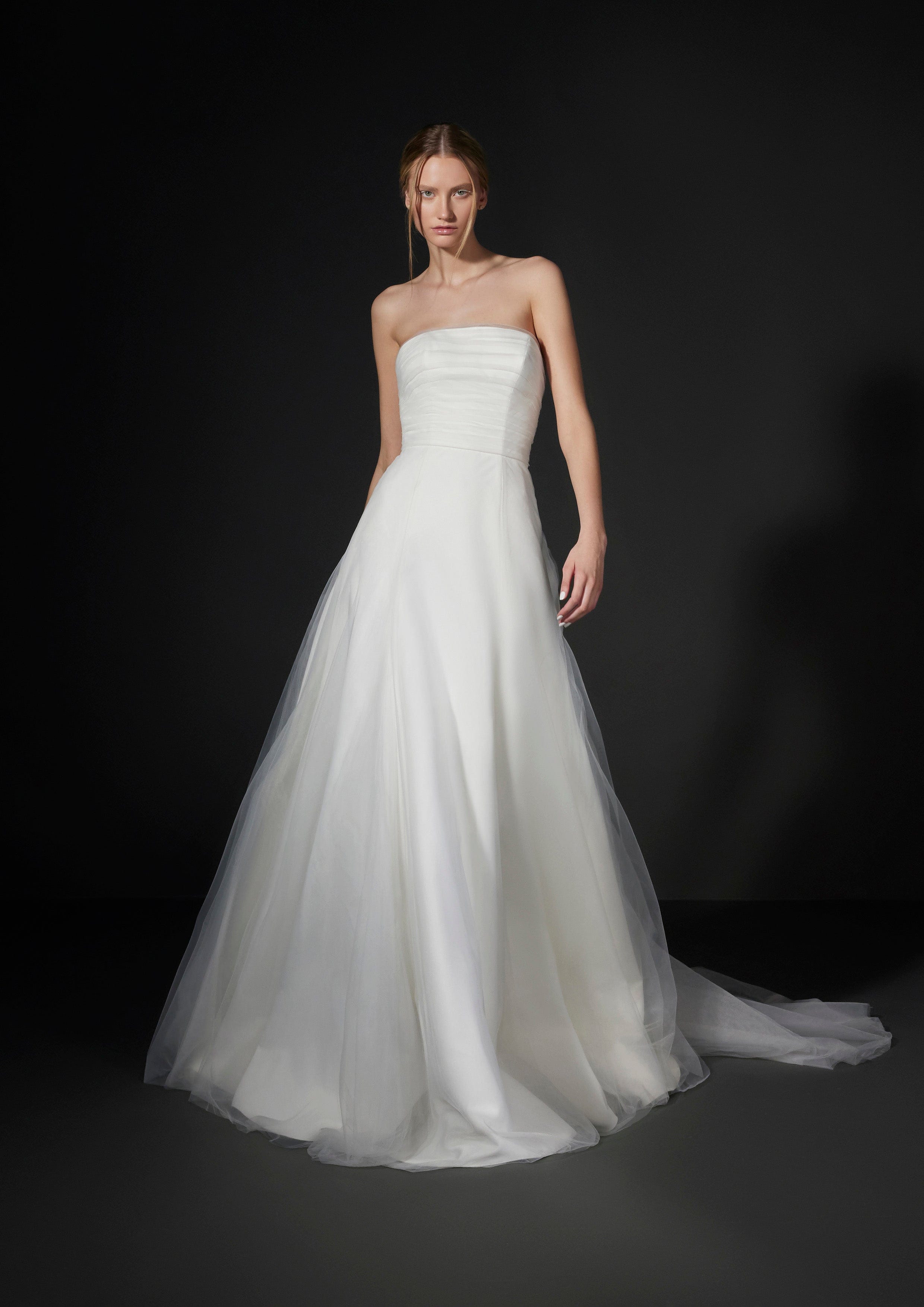 White by vera wang strapless tulle wedding dress sales