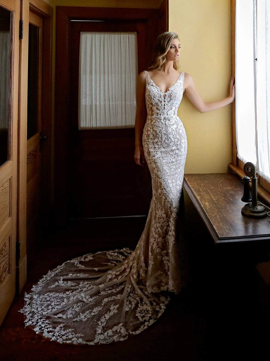 Blue by Enzoani Mirinda sample sale fitted dress front view