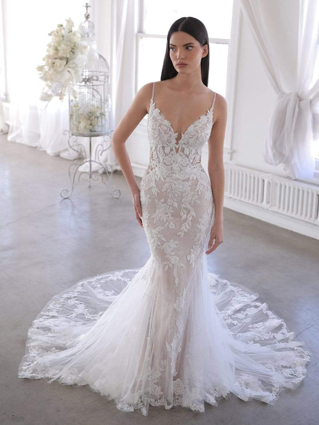 Enzoani plus sale size wedding dresses