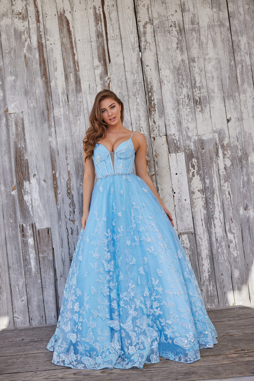 Colette: CL5233 Camellia Wedding Gown | Bridal Store | Wedding Dresses in Toronto Colette: CL5233 Camellia Wedding Gown | Bridal Store | Wedding Dresses in Toronto