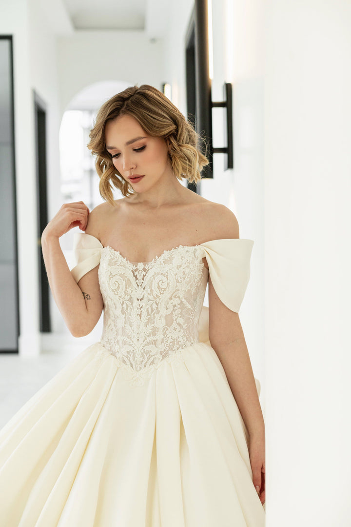 Magnolia Couture Scabiosa sample sale ballgown wedding with off-the-shoulder straps front details view